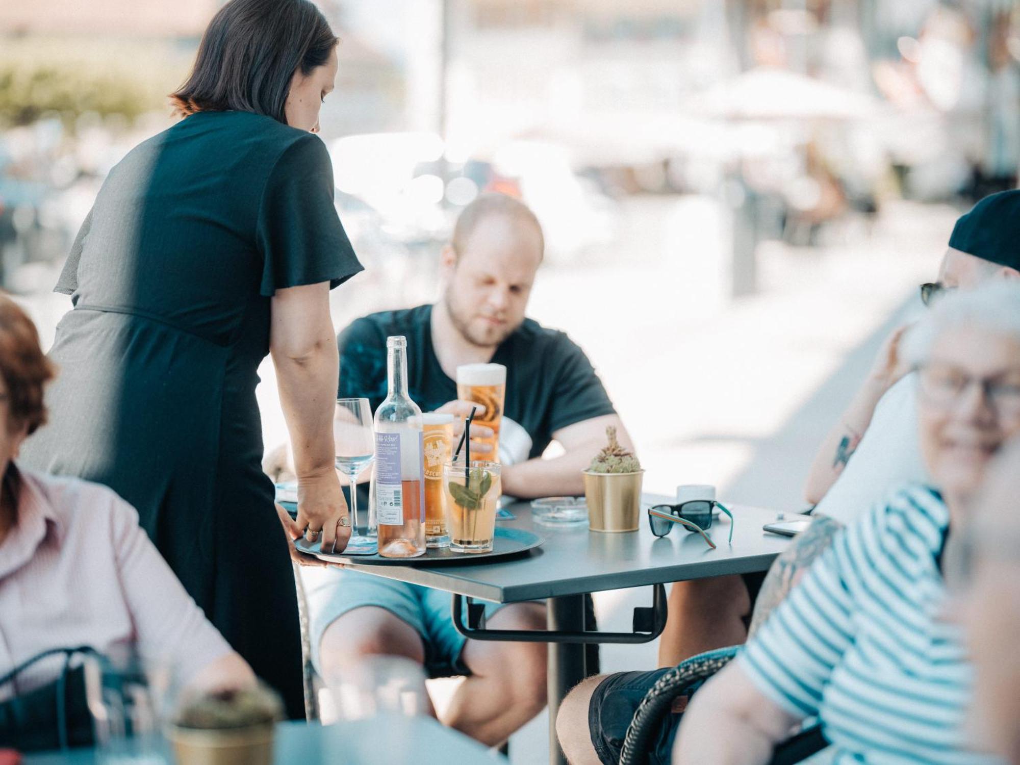 Hotel Restaurant Krone Aarberg Zewnętrze zdjęcie